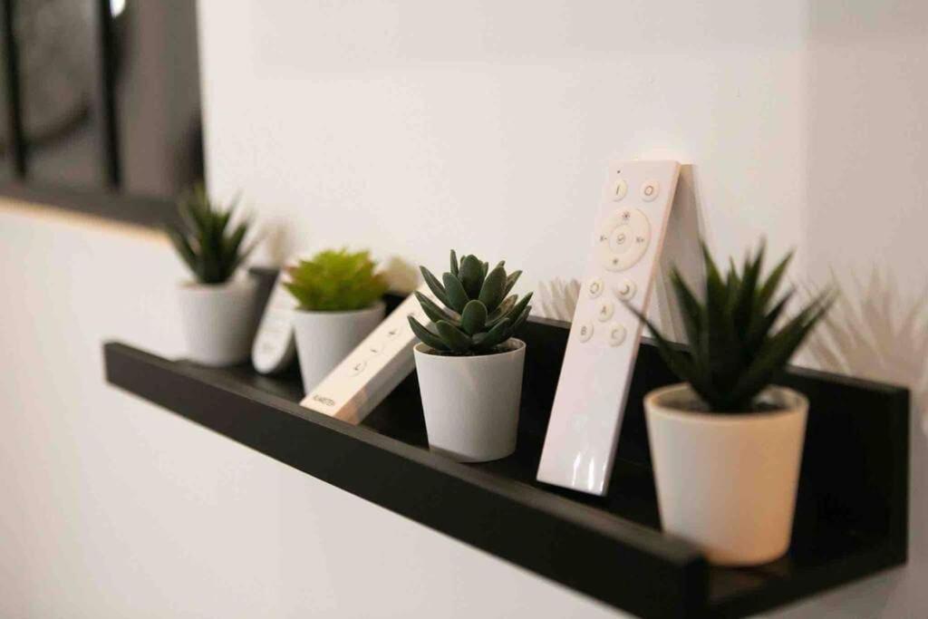 올리언스 Loft De Courcaille - Balneo - Free Parking - Wifi 아파트 외부 사진